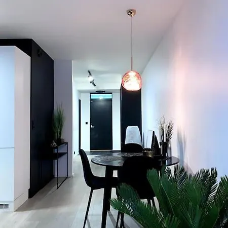 Fresh Topfloor-apartment With A Stunning Ocean View! Apartment *