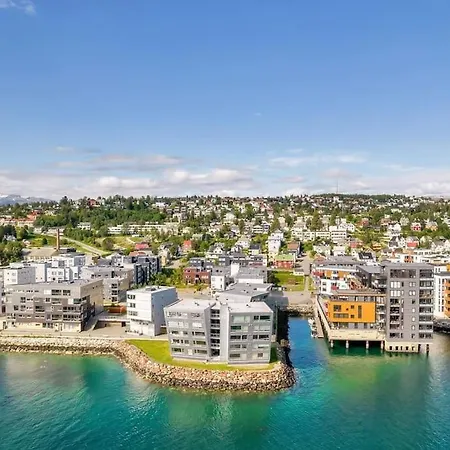 Fresh Topfloor-apartment With A Stunning Ocean View! Apartment