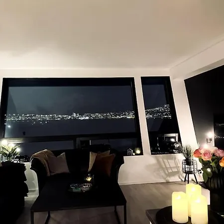 Apartment Fresh Topfloor-apartment With A Stunning Ocean View! Tromso