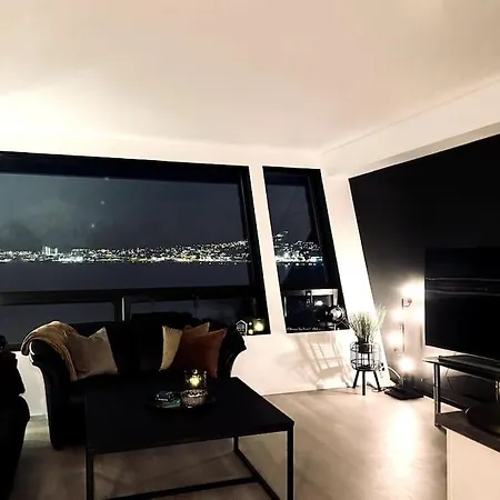 Fresh Topfloor-apartment With A Stunning Ocean View! Apartment